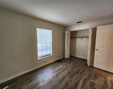 2529 Nw 62 Place - Photo Thumbnail 25