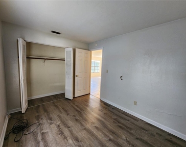 2529 Nw 62 Place - Photo Thumbnail 26