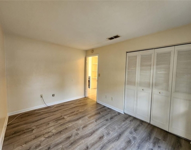 2529 Nw 62 Place - Photo Thumbnail 17