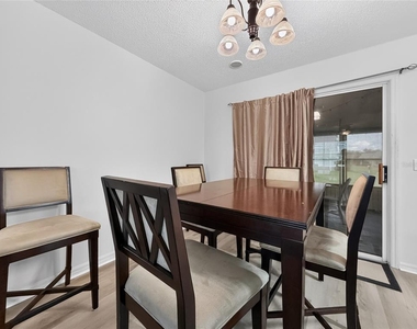 1222 Santos Place - Photo Thumbnail 9