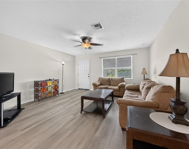 1222 Santos Place - Photo Thumbnail 3