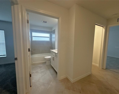 14271 Heritage Landing Blvd Boulevard - Photo Thumbnail 15