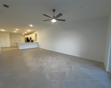14271 Heritage Landing Blvd Boulevard - Photo Thumbnail 5