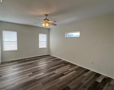 4733 S Cranberry Boulevard - Photo Thumbnail 5
