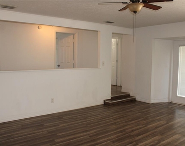 3316 W 26th Street - Photo Thumbnail 7