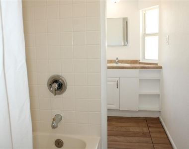 3316 W 26th Street - Photo Thumbnail 23