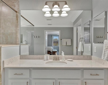 947 Tidewater Shores Loop - Photo Thumbnail 39