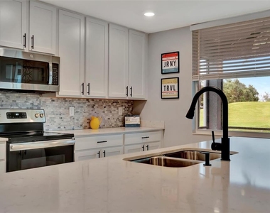 947 Tidewater Shores Loop - Photo Thumbnail 20