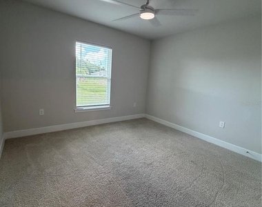 4865 Manila Avenue - Photo Thumbnail 20