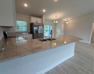 4865 Manila Avenue - Photo Thumbnail 24