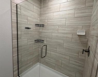 4865 Manila Avenue - Photo Thumbnail 31