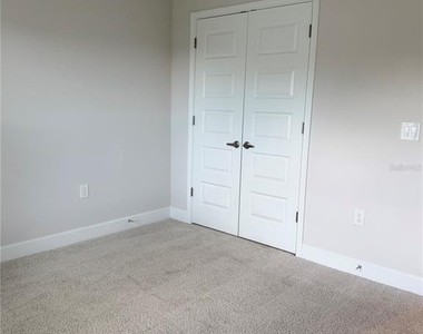 4865 Manila Avenue - Photo Thumbnail 21