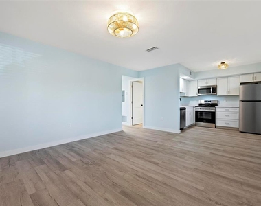 1258 Barbara Drive - Photo Thumbnail 8