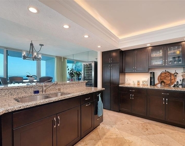 888 Boulevard Of The Arts - Photo Thumbnail 18