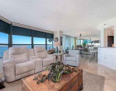 888 Boulevard Of The Arts - Photo Thumbnail 10