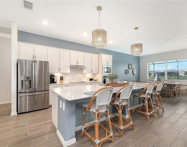17140 Albatross Road - Photo Thumbnail 5