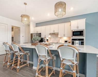 17140 Albatross Road - Photo Thumbnail 6