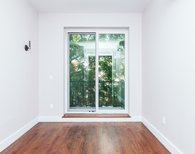 1603 New York Ave - Photo Thumbnail 1