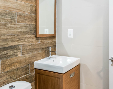 316 Patchen Ave - Photo Thumbnail 10