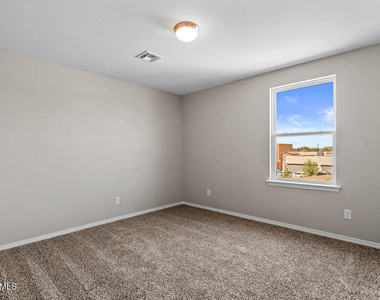 806 Hc Gilbert Minjares Drive - Photo Thumbnail 12