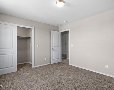 806 Hc Gilbert Minjares Drive - Photo Thumbnail 11