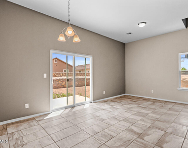 806 Hc Gilbert Minjares Drive - Photo Thumbnail 4