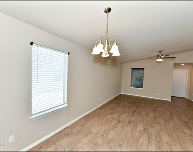 916 Villa Seca Drive - Photo Thumbnail 14