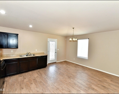916 Villa Seca Drive - Photo Thumbnail 10
