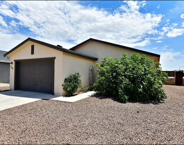 916 Villa Seca Drive - Photo Thumbnail 1