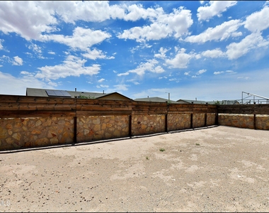 916 Villa Seca Drive - Photo Thumbnail 39