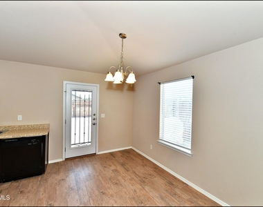 916 Villa Seca Drive - Photo Thumbnail 12