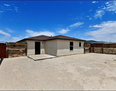 916 Villa Seca Drive - Photo Thumbnail 37