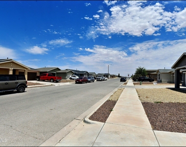 916 Villa Seca Drive - Photo Thumbnail 40