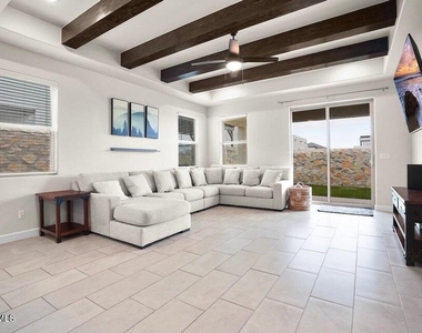13183 Emerald Isle Street - Photo Thumbnail 2