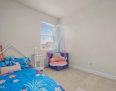 13183 Emerald Isle Street - Photo Thumbnail 16