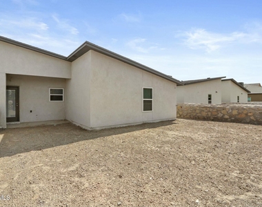 11496 Summer Drive - Photo Thumbnail 34