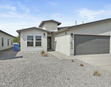 11496 Summer Drive - Photo Thumbnail 2