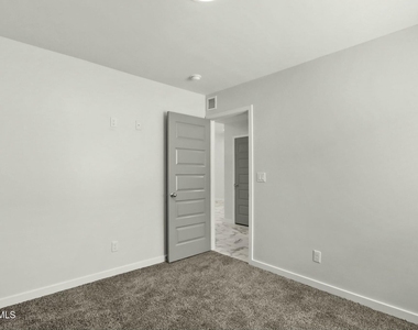 11496 Summer Drive - Photo Thumbnail 26