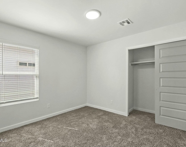 11496 Summer Drive - Photo Thumbnail 25