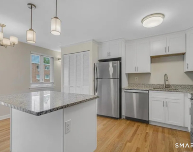 115 Main Street - Photo Thumbnail 2