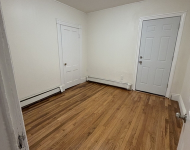130 Norwood Avenue - Photo Thumbnail 6