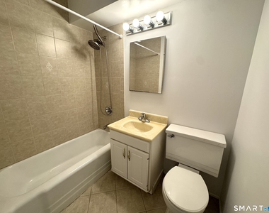 71 Strawberry Hill Avenue - Photo Thumbnail 2