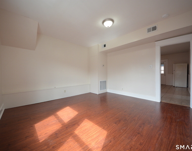 81 Myrtle Avenue - Photo Thumbnail 18