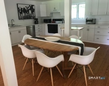 312 Twin Lakes Road - Photo Thumbnail 3