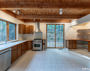 38 Mountain Lane - Photo Thumbnail 8