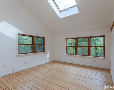 38 Mountain Lane - Photo Thumbnail 12