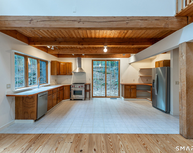 38 Mountain Lane - Photo Thumbnail 7