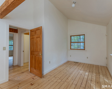 38 Mountain Lane - Photo Thumbnail 16