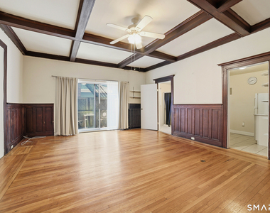 382 Whitney Avenue - Photo Thumbnail 5