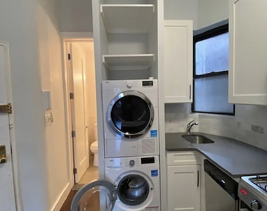 510 East 82nd Street - Photo Thumbnail 1